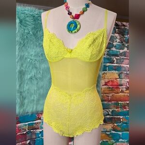 Victoria's Secret Yellow Lace Teddy. Size 34C